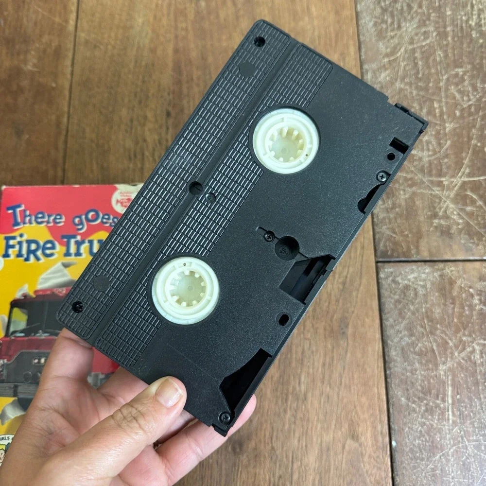 KidVision There Goes A Fire‎ Truck VHS Tape Kids Action Video 1993